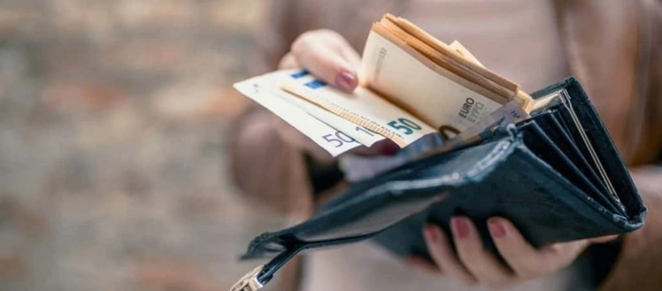 Νέα «εποχή» στη χορήγηση επιδομάτων - Με ένα «κλικ» από τον υπολογιστή σας